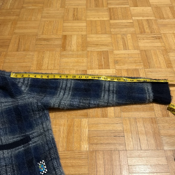 UNIF NWOT - Picture 3 of 9